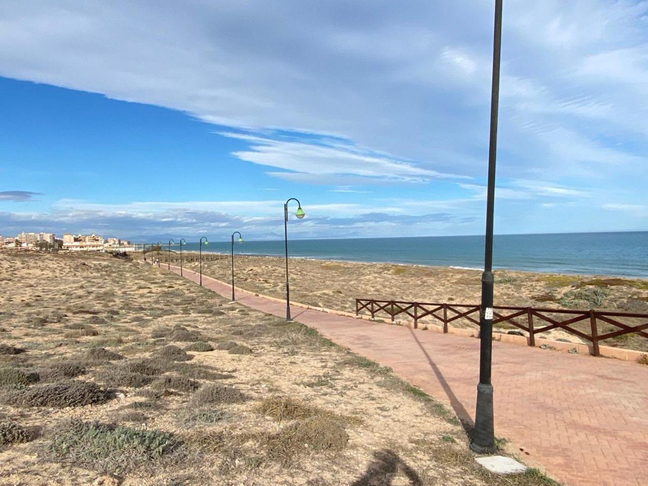 Sea View Apartments Dunas De La Mata Torrevieja Extérieur photo